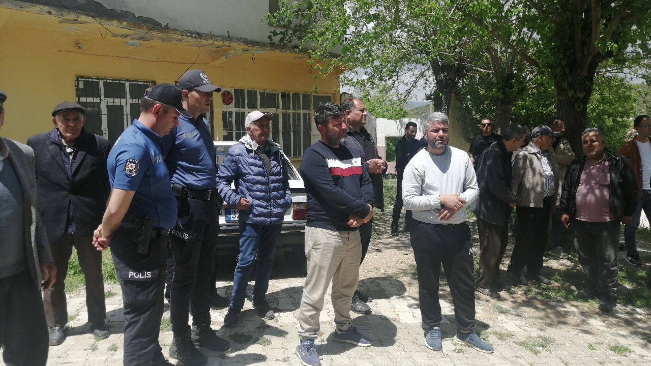 kansere care ararken trafik kazasinda esiyle birlikte hayatini kaybetti 4 aHcu8n9k