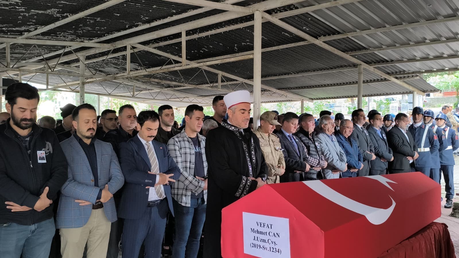 kansere karsi mucadelesini kaybeden uzman cavus son yolculuguna ugurlandi 0 flZVvIYF