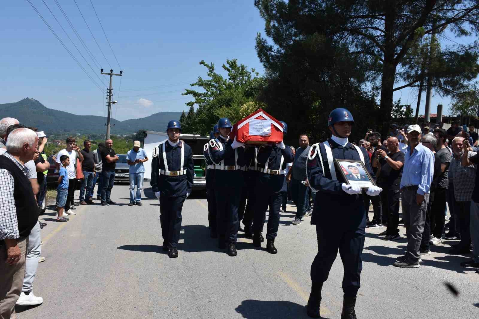 kansere yenik dusen uzman cavus askeri torenle son yolculuguna ugurlandi 2 tbhuv2hs