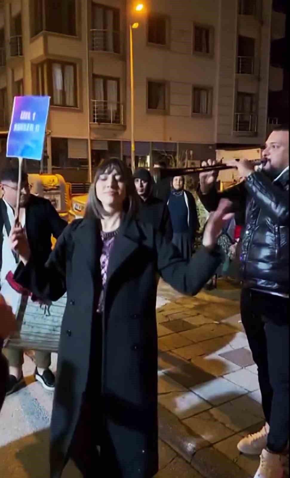 kanseri yendi davul zurna ile kutladi 2 7XtmtFjW