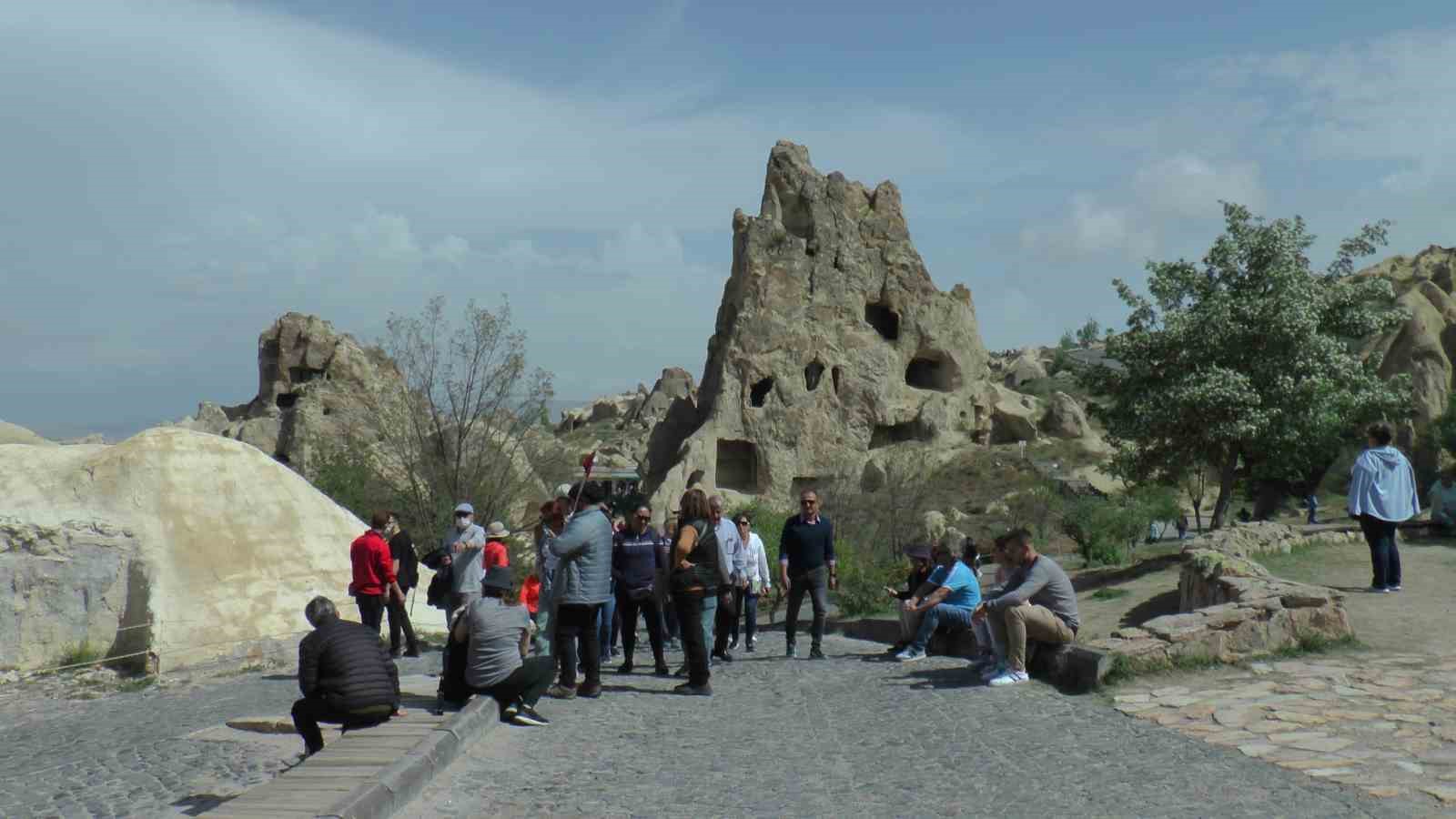 kapadokya 3 gunluk bayram tatilinde 57 bin 988 ziyaretciyi agirladi 4 wUhqd3ma
