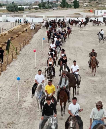 kapadokya-at-festivali-basladi-bG9qDFyB.jpg