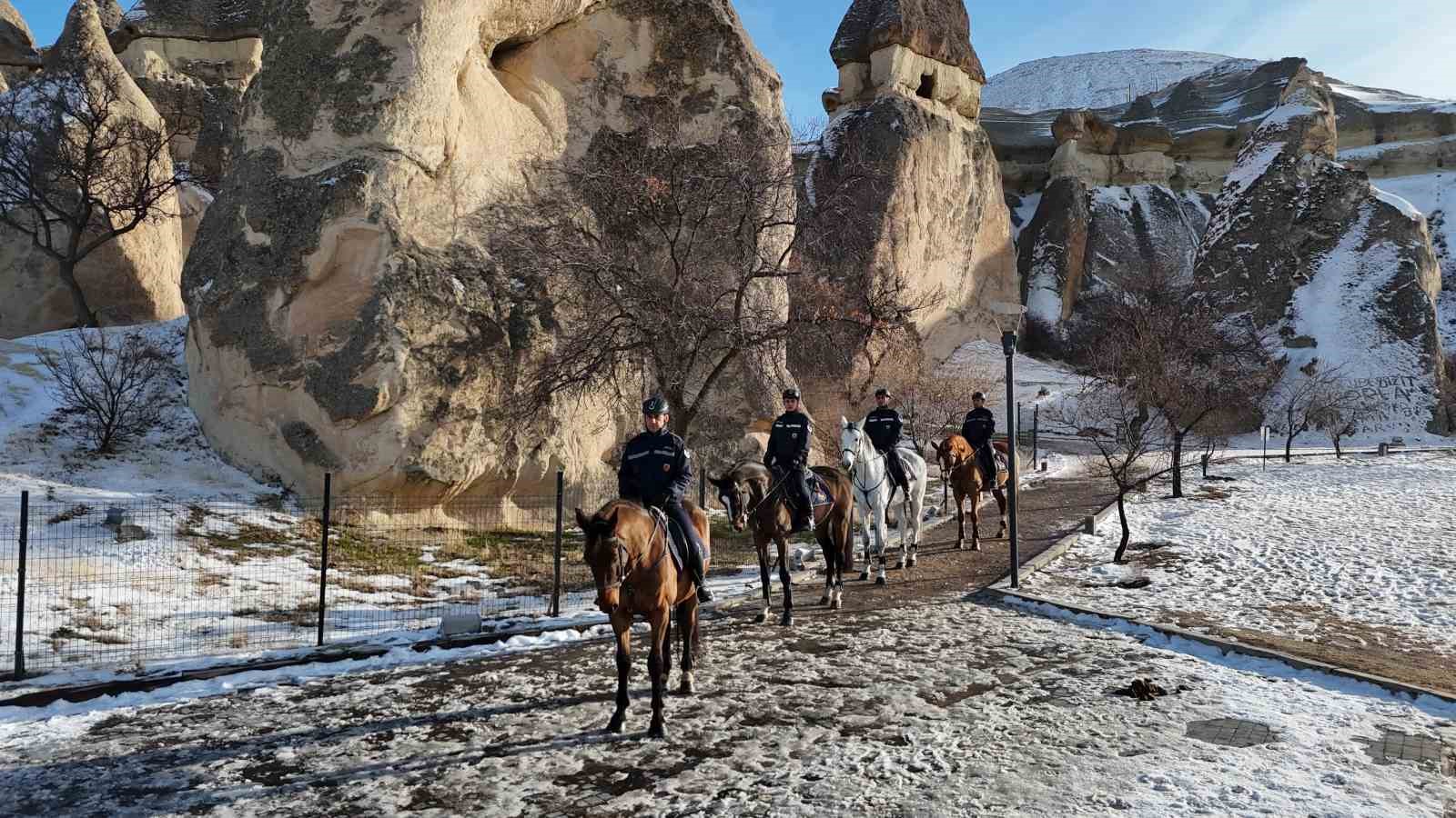 kapadokyada asayis atli birliklere emanet 2 29nNMS2O