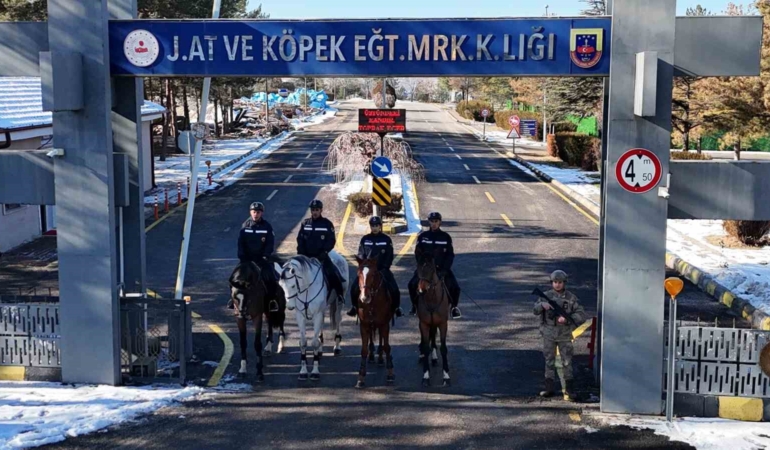 kapadokyada-asayis-atli-birliklere-emanet-6ITqqNj1.jpg