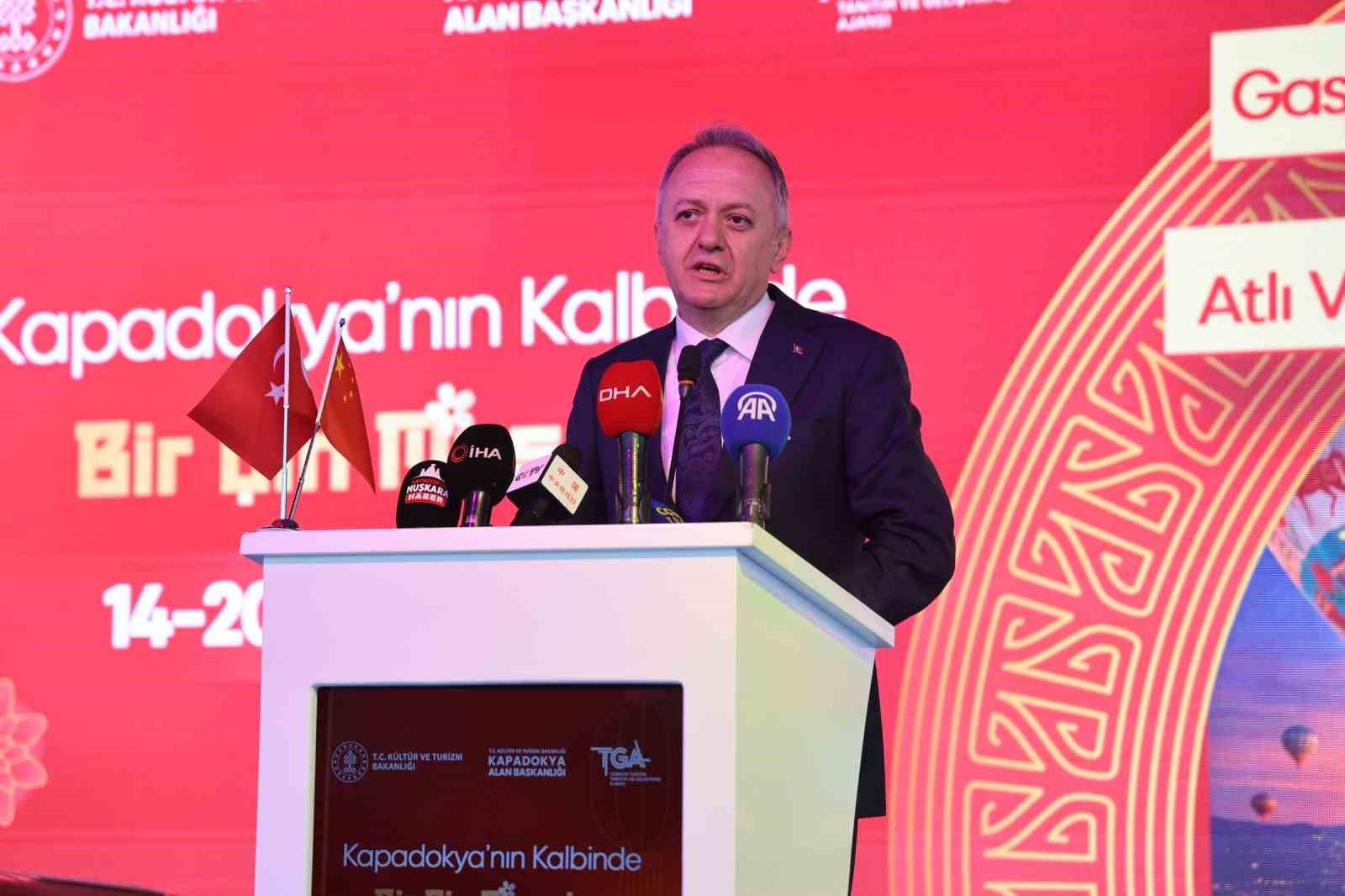 kapadokyada at yili coskusu basladi 4 FOkFyr2L