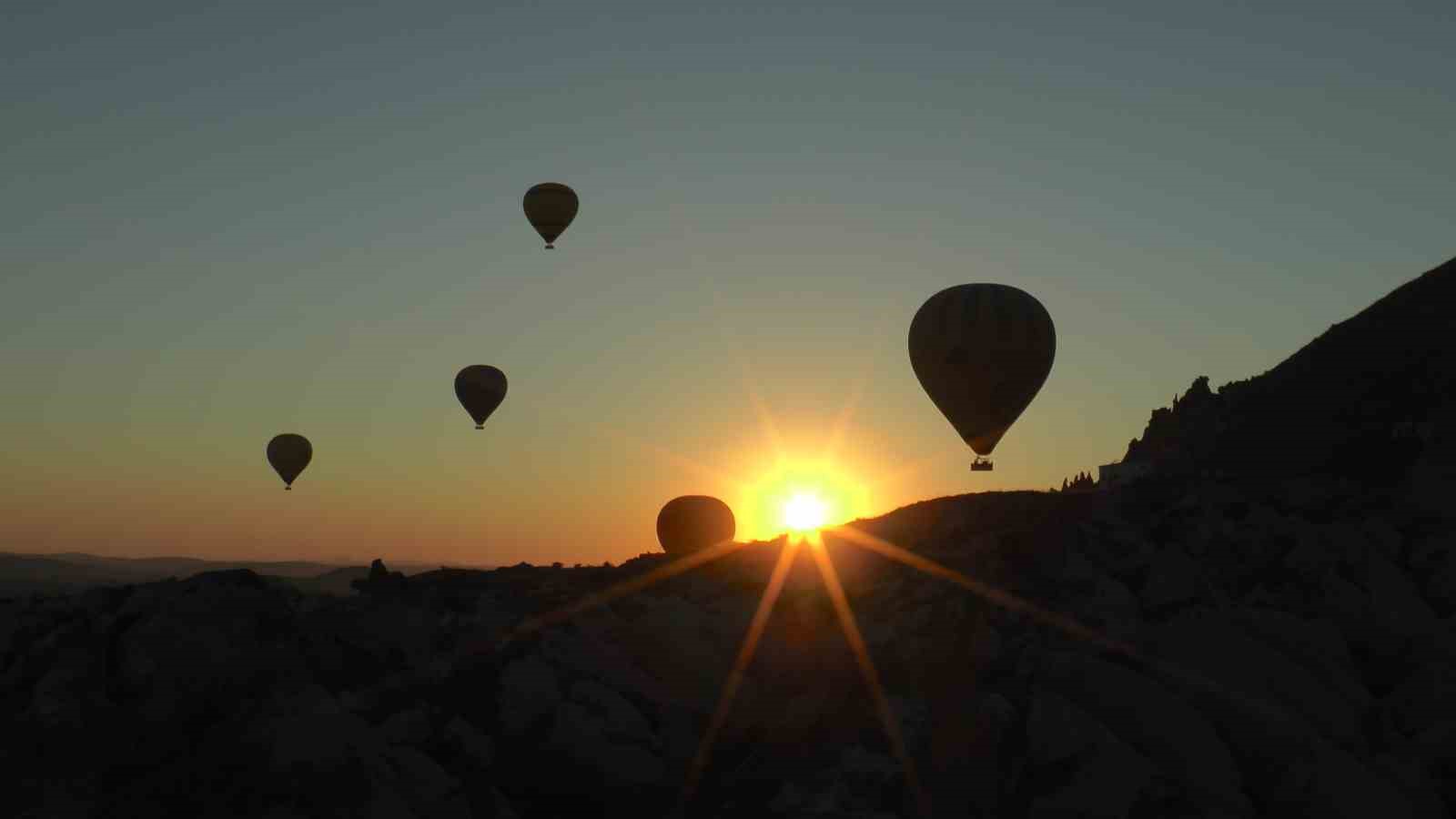 kapadokyada balon ucuslarina 4 gundur izin yok 3 t9mFhK7U