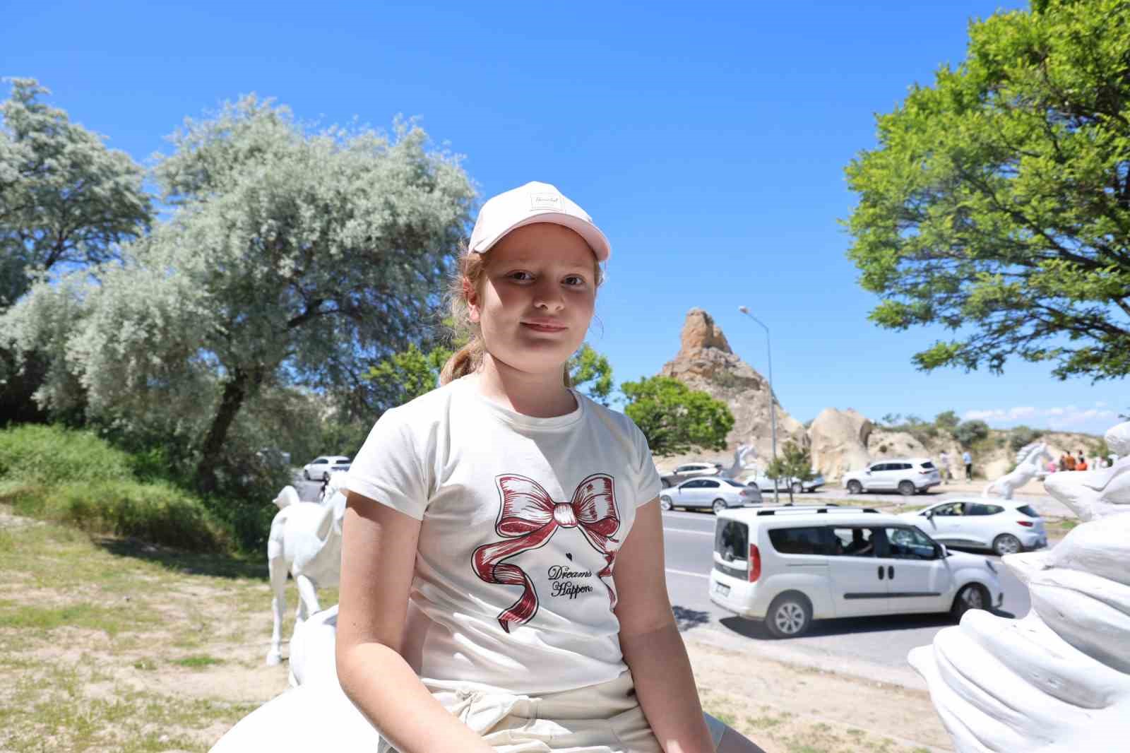 kapadokyada bayram yogunlugu son gunde de devam etti 4 SbWeqKOP