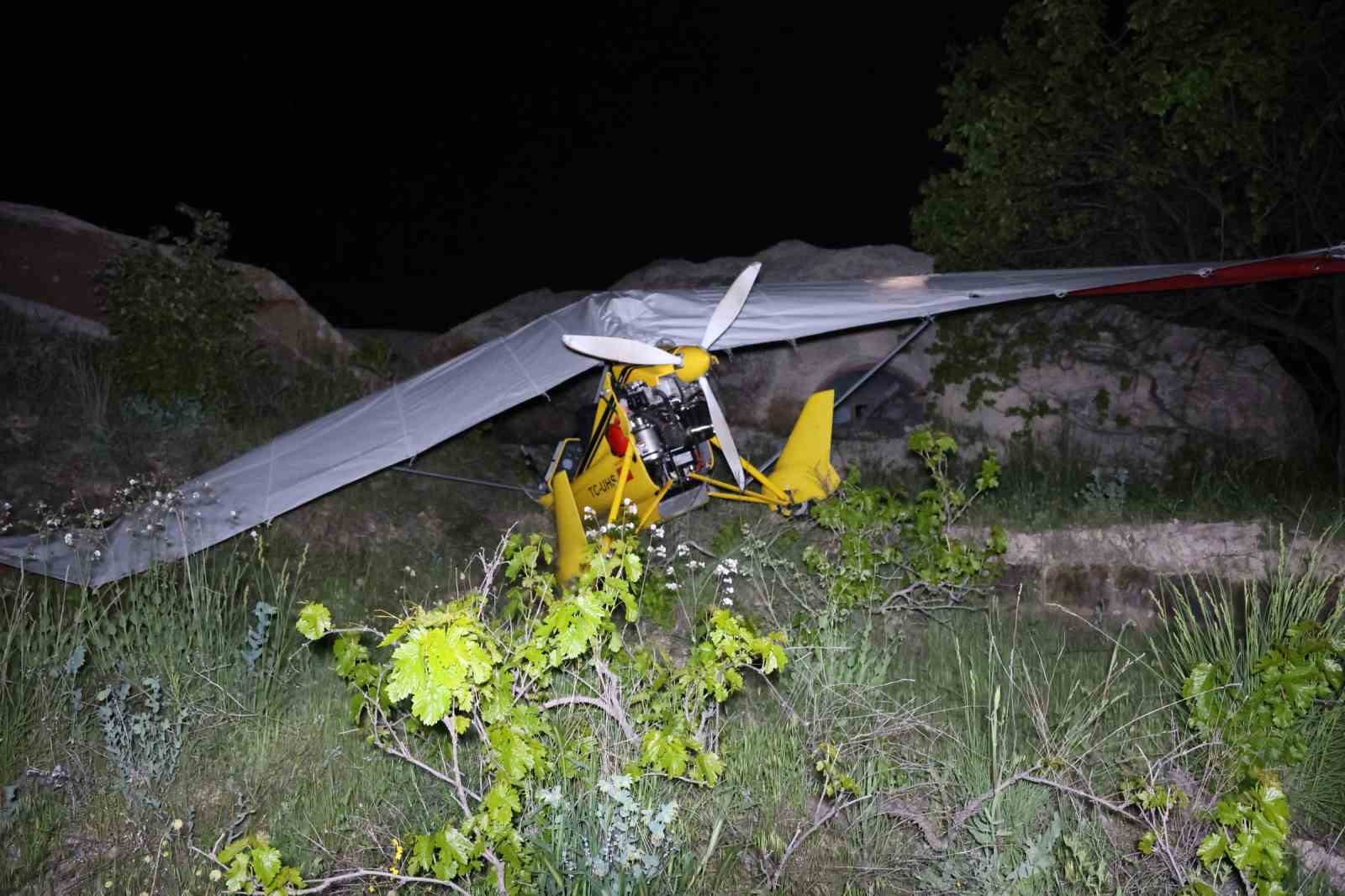 kapadokyada microlight hava araci zorunlu inis yapti 2 yarali 0