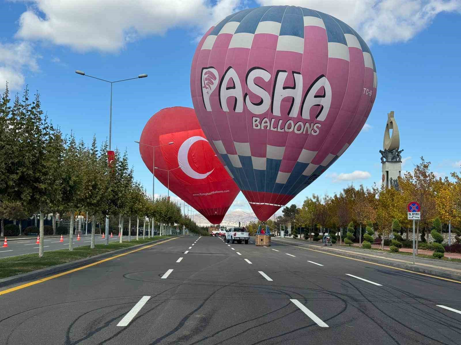 kapadokyada uretilen sicak hava balonlari cumhurbaskanligi kulliyesinde 0 fFXcAKGQ