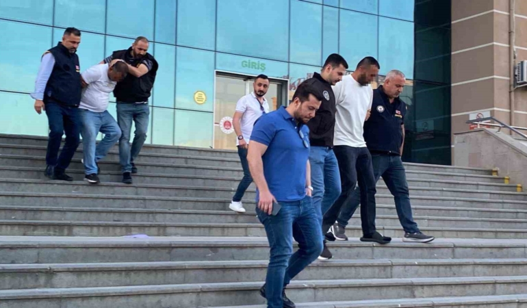 kapakli-osbde-1-kisinin-hayatini-kaybettigi-kavgayla-ilgili-2-tutuklama-nEmfwljS.jpg