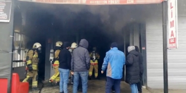 kapali-dukkandan-cikan-dumani-fark-etti-sanayi-carsisini-kurtardi-JqetQcnd.jpg