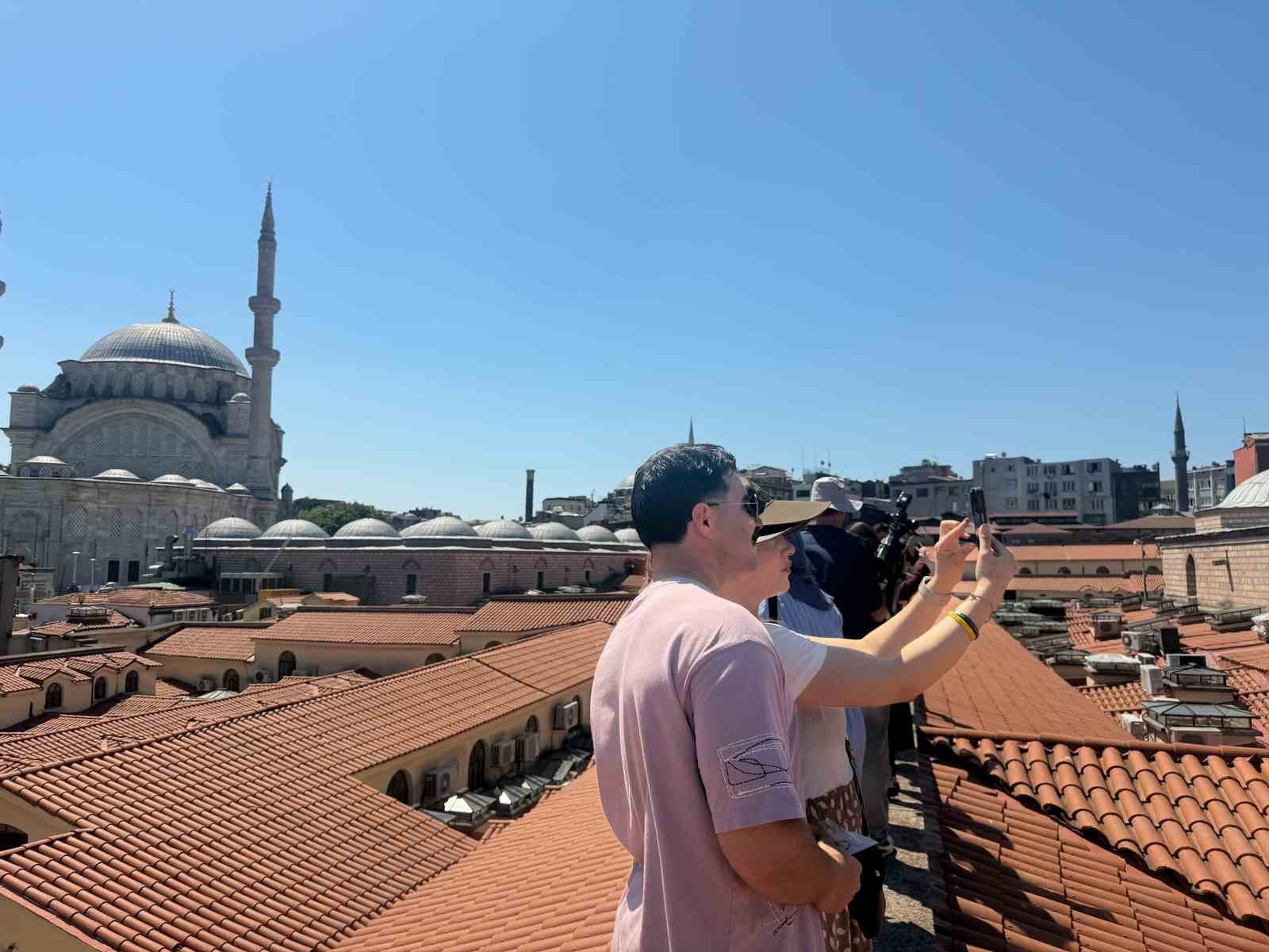 kapalicarsi turuna yogun ilgi catida adeta fotograf yarisi 1 ipCiA85Y