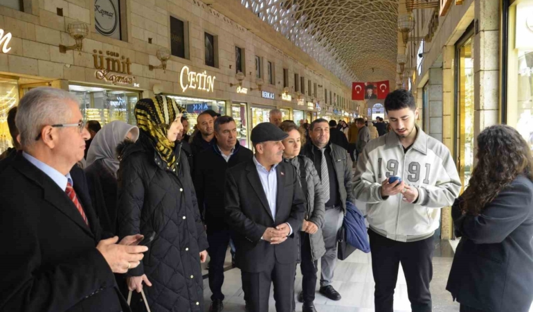 kapalicarsidaki-isletmelere-dumansiz-hava-sahasi-bilgilendirmesi-2g5uasxX.jpg