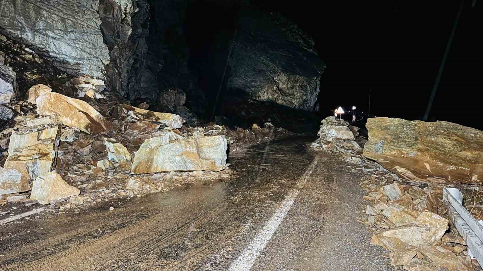 kapanan yolu acarken olumden donduler 2 5VJijYq5