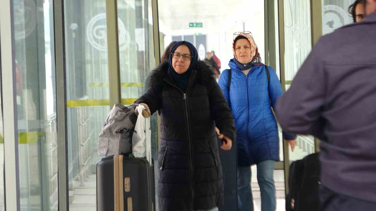 kapikoy gumruk kapisinda gecisler kontrollu suruyor 6 BWtulmiQ
