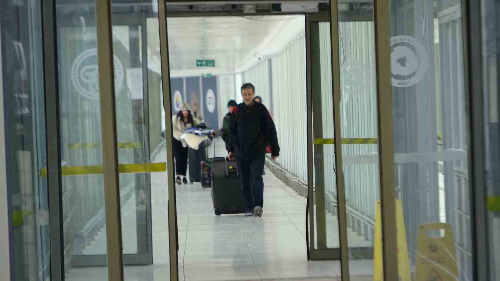 kapikoy gumruk kapisinda gecisler kontrollu suruyor 7 lJtJEVXV