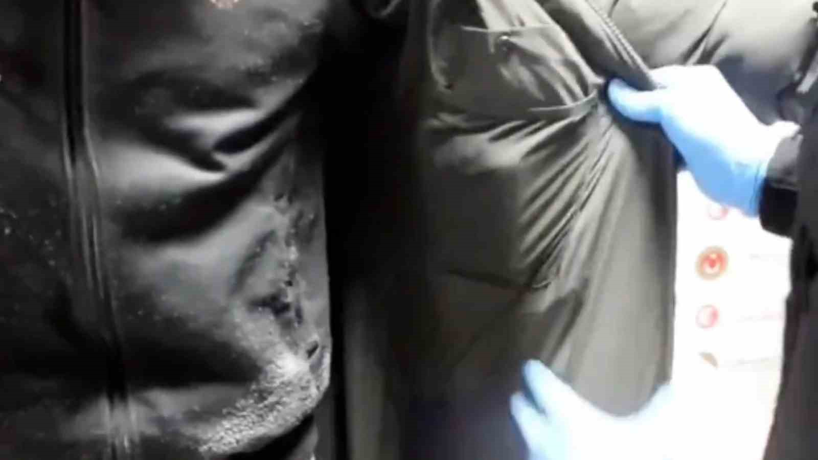 kapikulede 12 kilogram uyusturucu ele gecirildi 5
