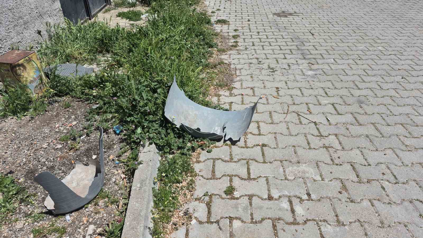 kapiyi kirip 86 yasindaki adami once merdivenden atti sonra darp etti 5 IJMiTyZn