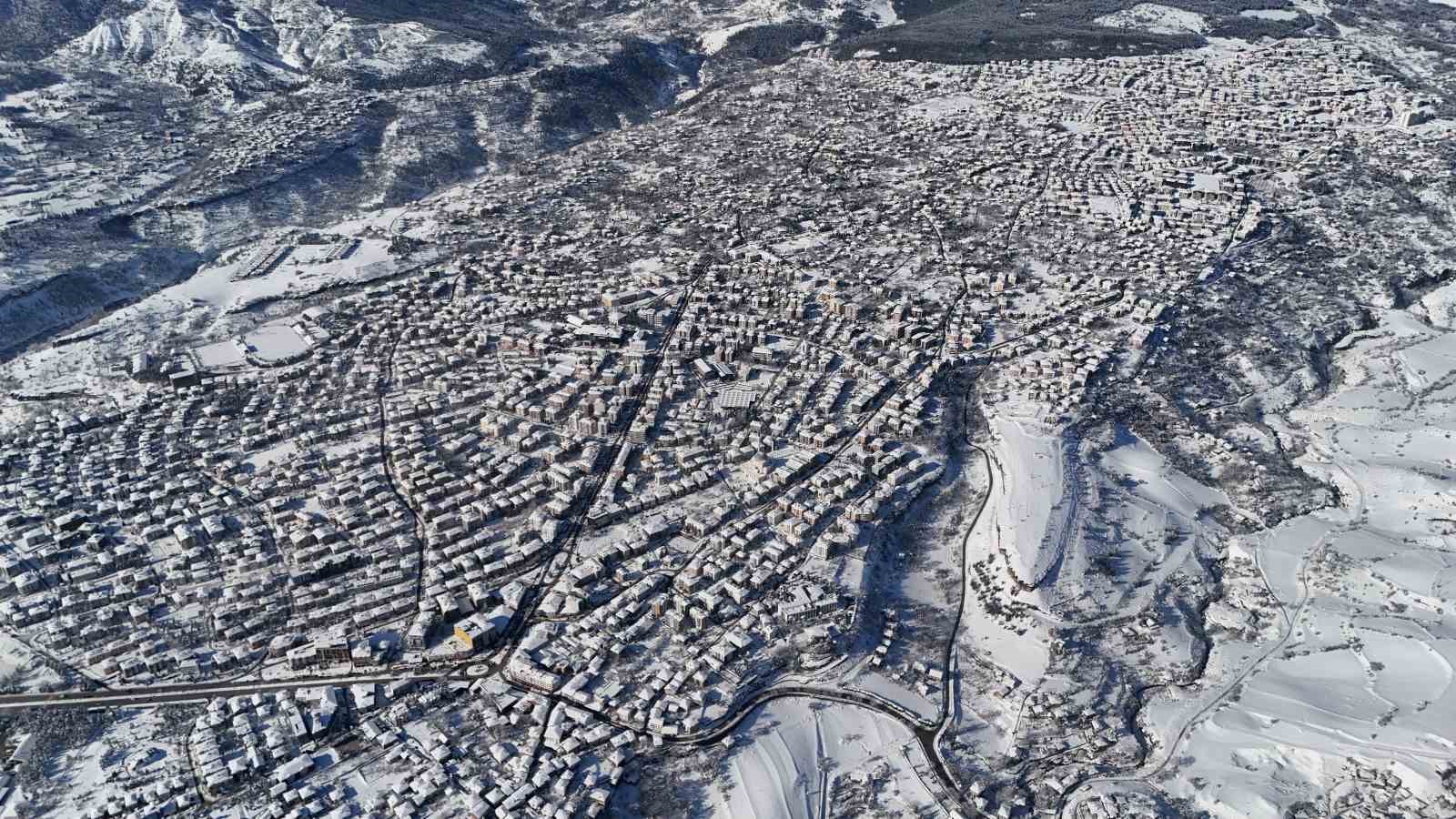 Kar altında masalsı görüntüler sunan UNESCO Kenti Safranbolu dron ile görüntülendi 7 kar altinda masalsi goruntuler sunan unesco kenti safranbolu dron ile goruntulendi 3 ZzgeZvHj