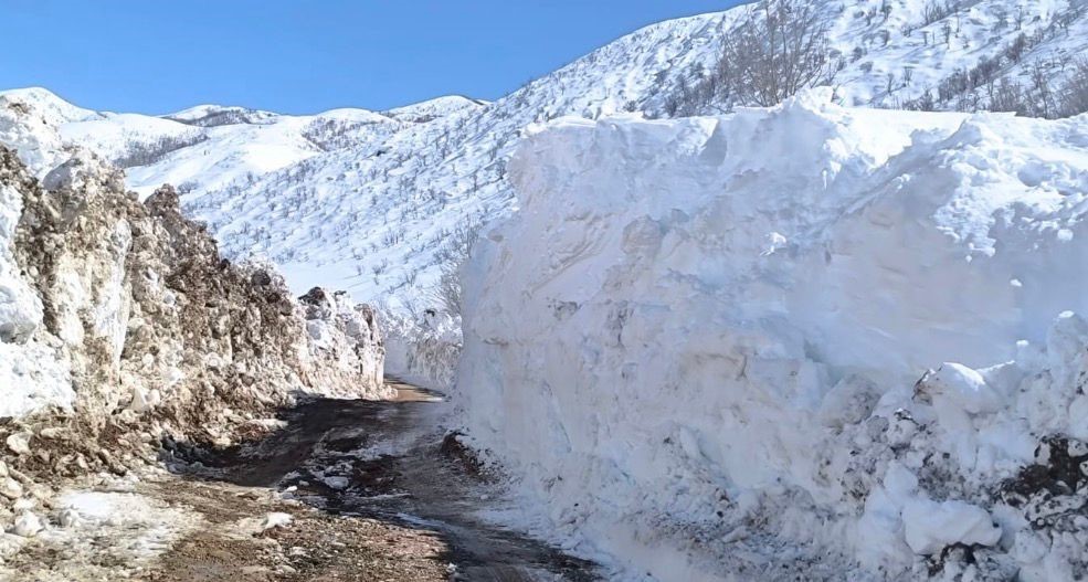 Kar kalınlığı 3 metreyi aşmıştı: Tunceli’de kapalı köy yolu kalmadı 5 kar kalinligi 3 metreyi asmisti tuncelide kapali koy yolu kalmadi 1 WB7nAz7h