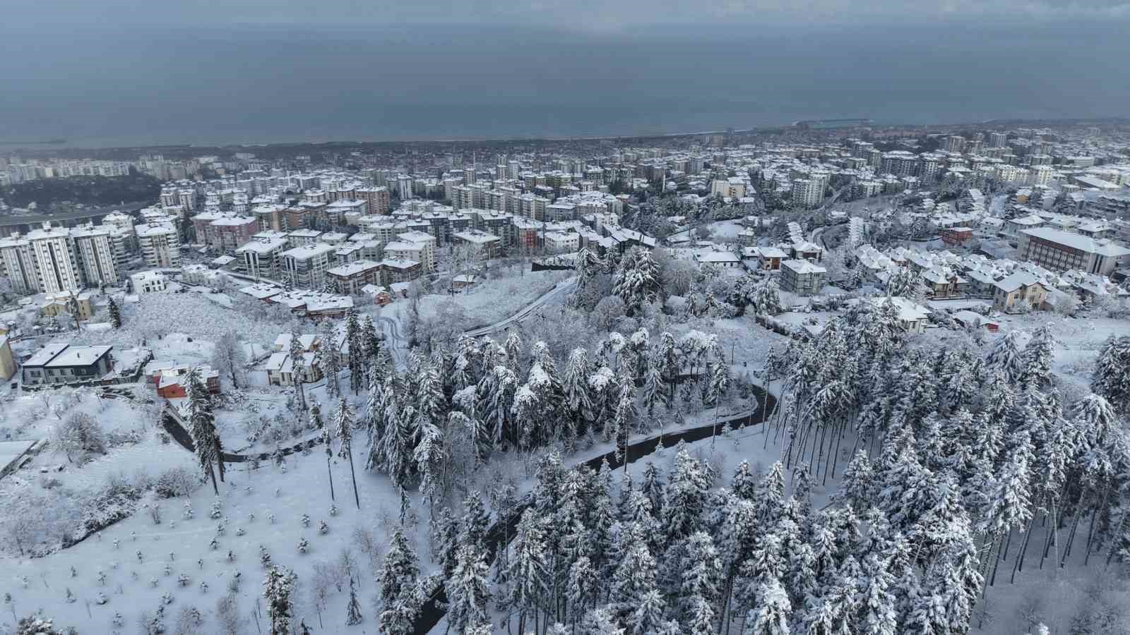 kar trabzonu beyaza burudu 12 wDv9AzZG