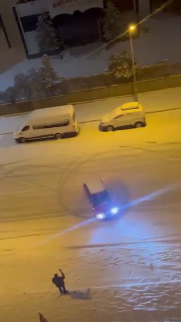 kar ustunde tehlikeli hareket kayip dirft atti 1 FeHKnzL6