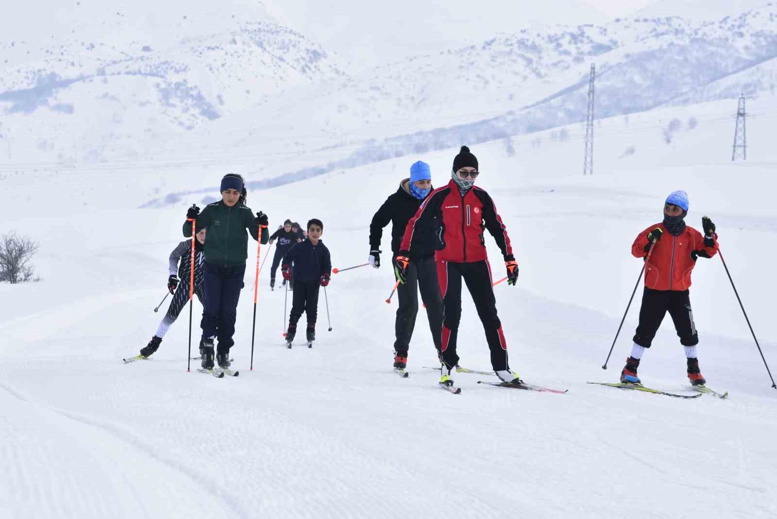 kar ve ayaz altinda sampiyonluk mesaisi 1 lgecQa5t