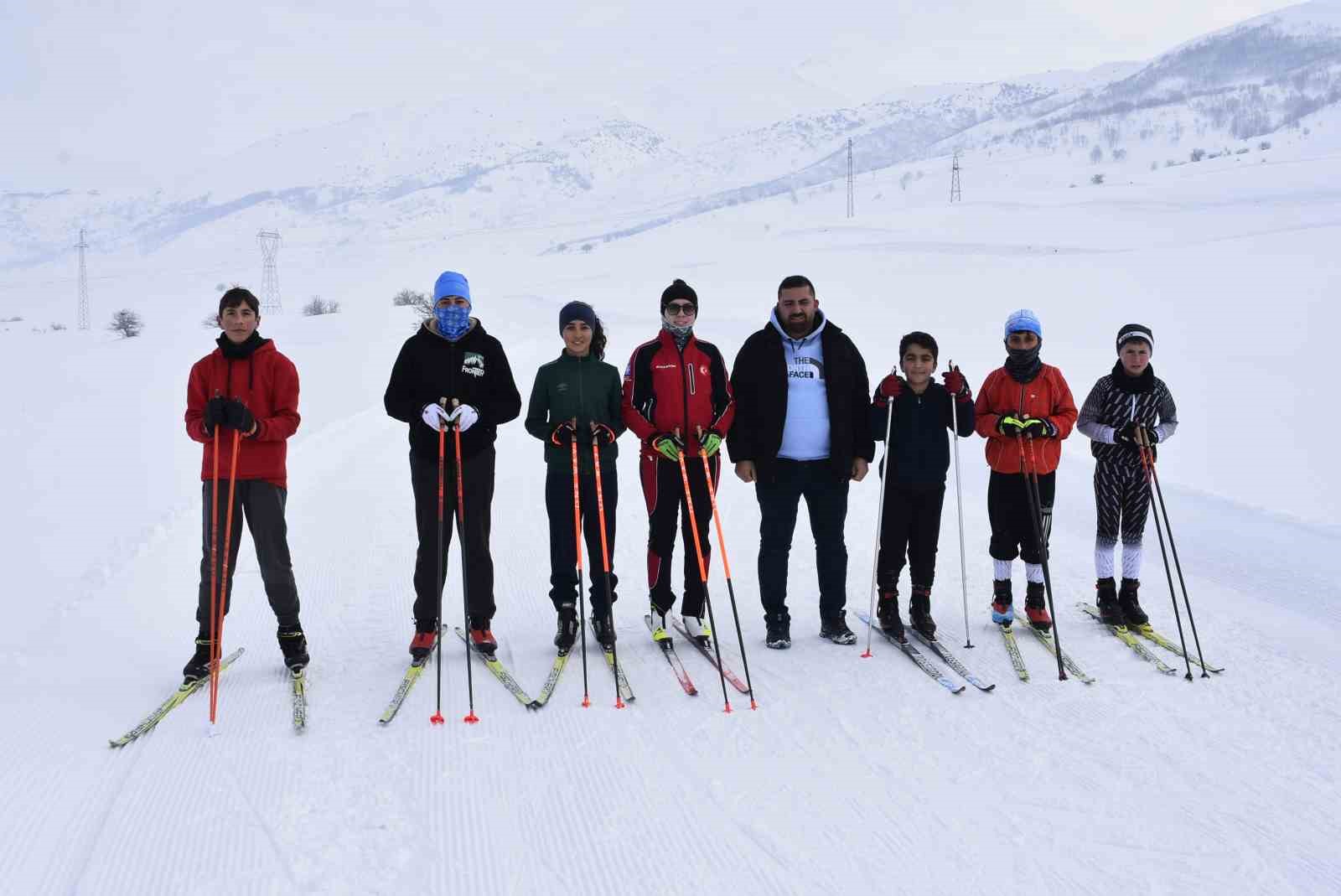 kar ve ayaz altinda sampiyonluk mesaisi 2 fmjZZXOp