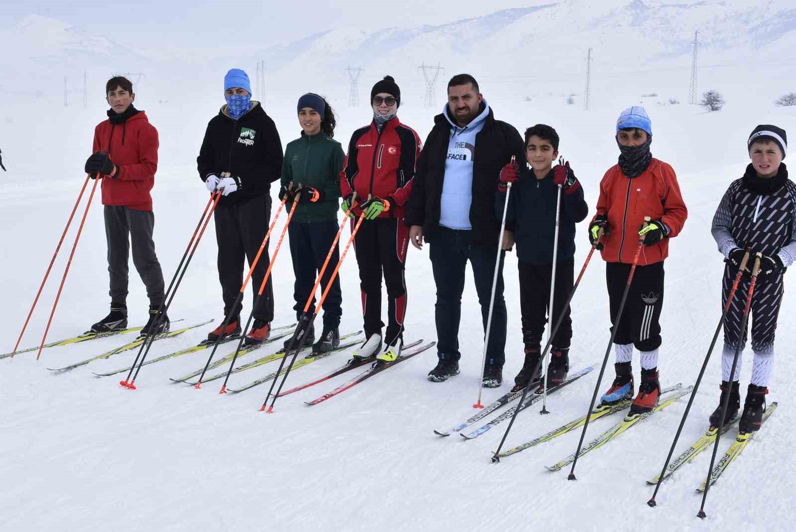 kar ve ayaz altinda sampiyonluk mesaisi 3 AqJMvdIO