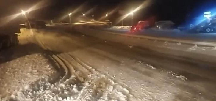 kar ve tipi nedeniyle kapanan kayseri malatya karayolu trafige acildi 0 SlzUhadZ