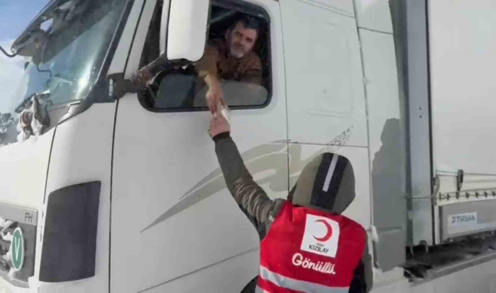 kar ve tipi tendurek gecidini kapatti 4