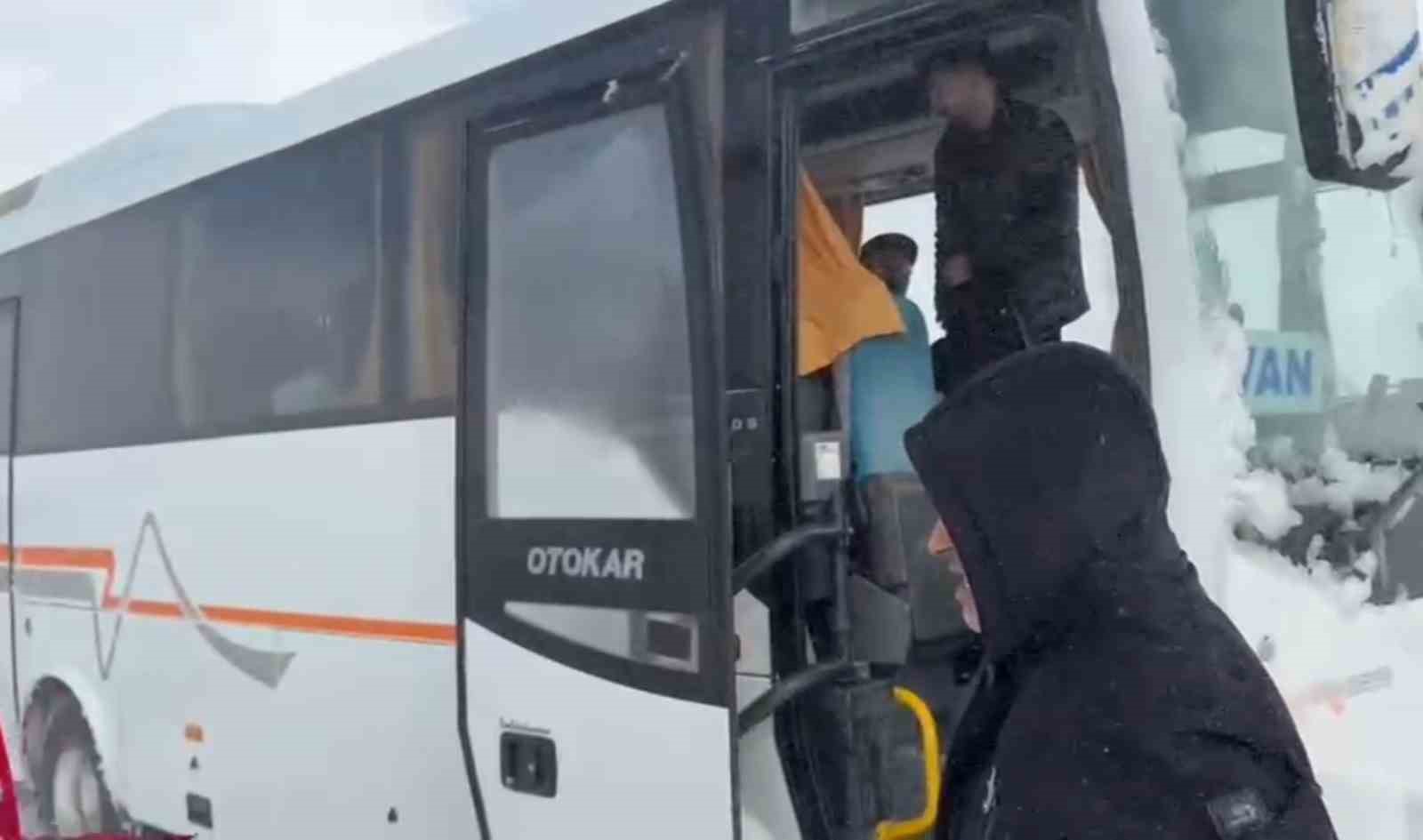kar ve tipi tendurek gecidini kapatti 9 63Ij9ryA