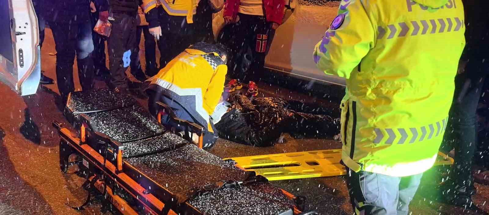 kar yagisi kazayi beraberinde getirdi motokurye yaralandi 2 TgecmDfF