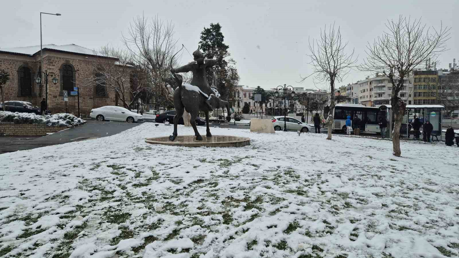 kar yagisina en cok buyuksehir belediye baskani sevindi 0 TRrjOUE5