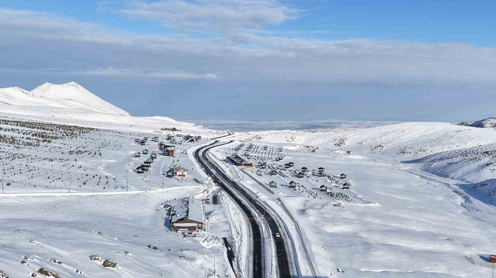 kar yagisinin ardindan erciyeste kartpostallik goruntuler 5 zVwawFVP