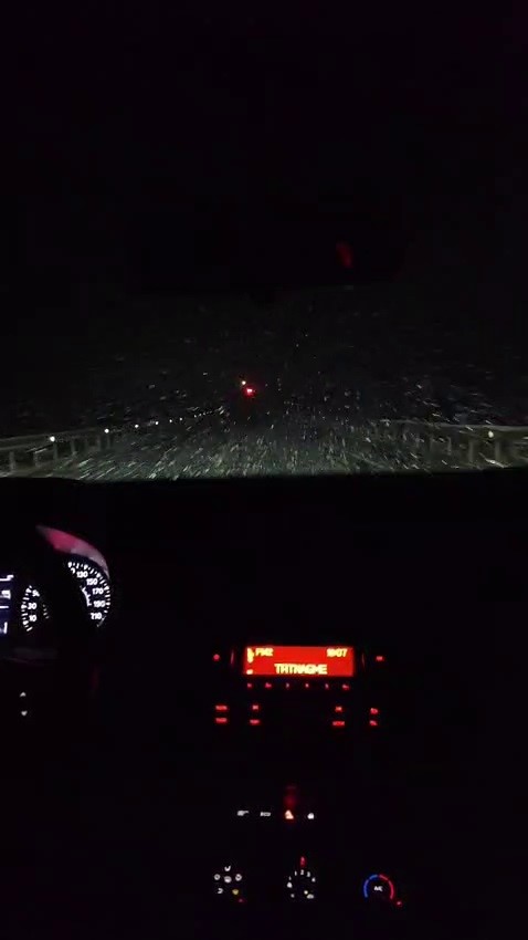 kar yagisinin etkili oldugu yagdonduran gecidinde suruculer guclukle ilerledi 3 qW1MpZCc