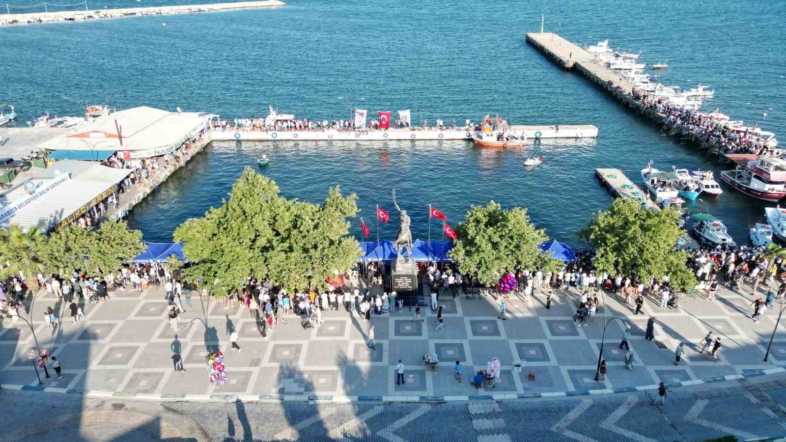 Karabiga’da "42. Priapos Deniz Festivali" coşkusu 10 karabigada 42 priapos deniz festivali coskusu 6 MO2Th7pL