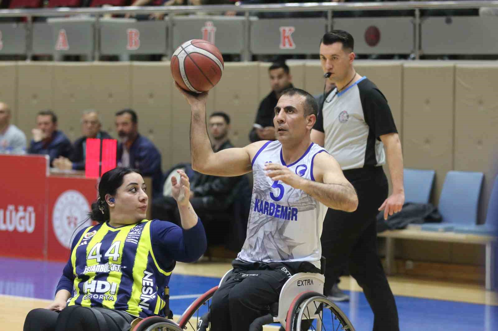 karabuk demir kartal sahasinda fenerbahceye maglup oldu 3 mVeln9ti