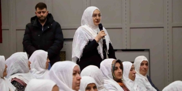 karabuklu-kadinlardan-baskan-gunese-yoresel-kiyafetli-destek-cVyWqHbk.jpg