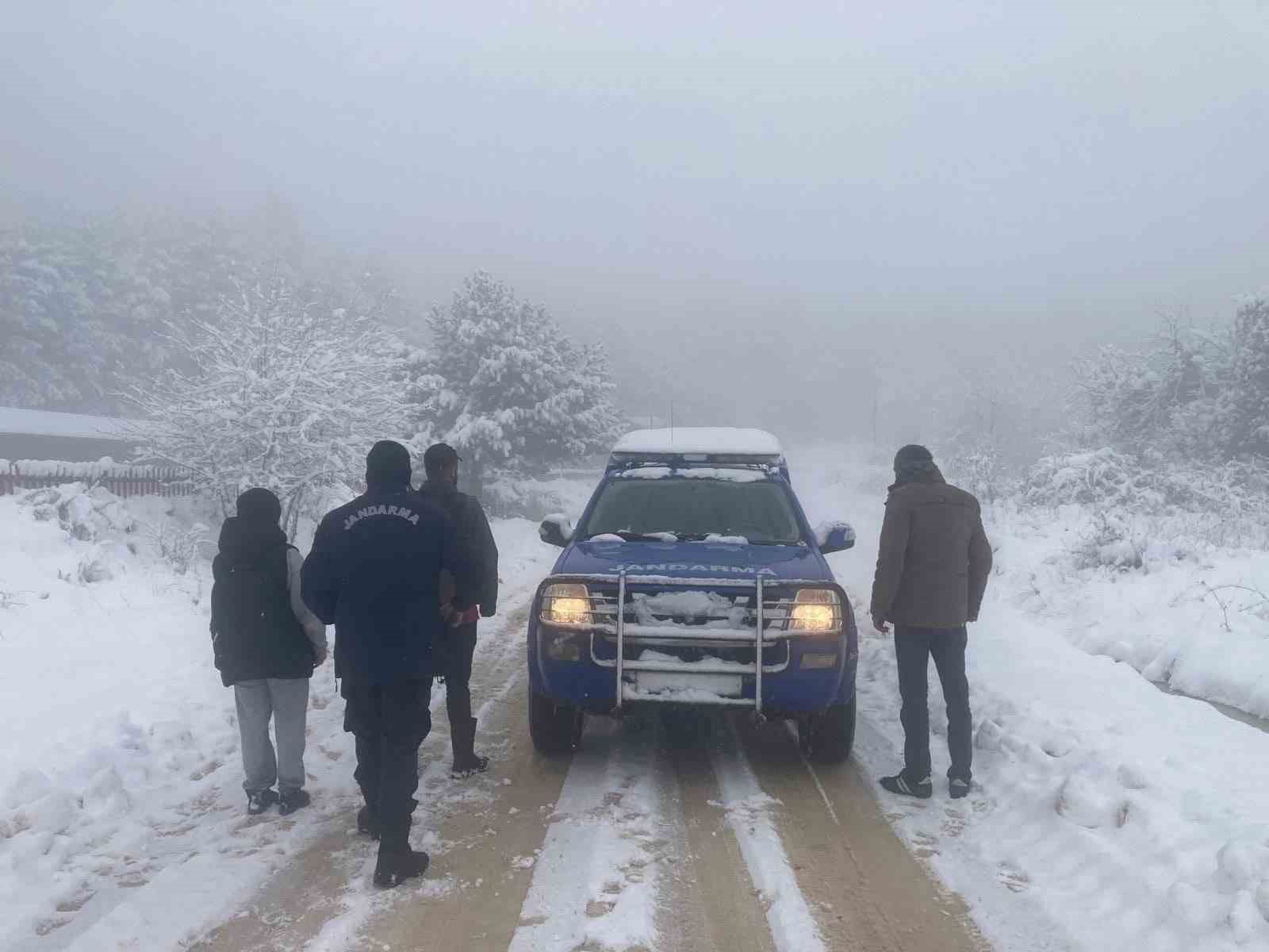 karabukte 112 koy yolu ukasima kapandi 1 LUeDeDPW