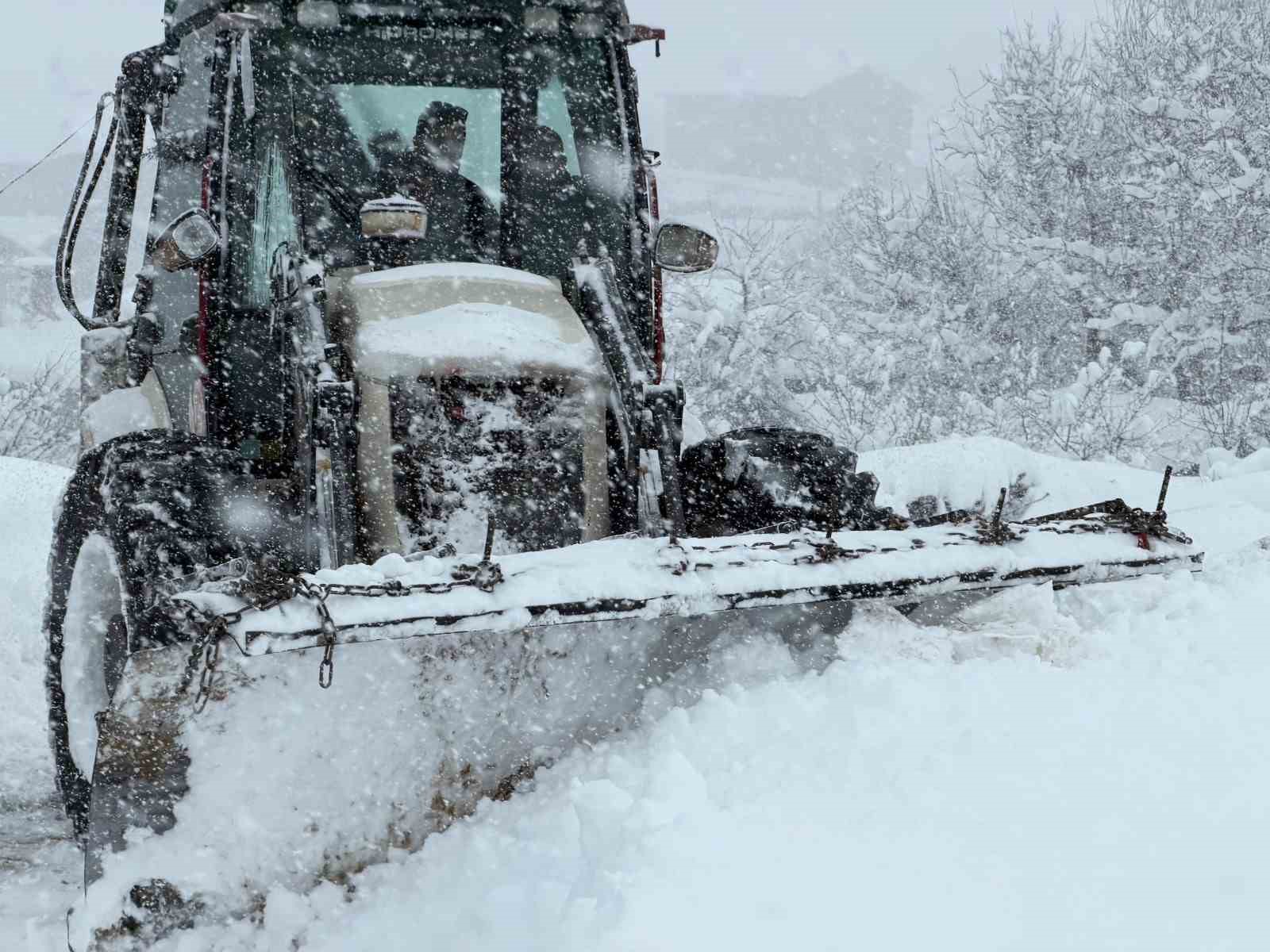 Karabük’te 30 köy yolu ulaşıma açıldı 7 karabukte 30 koy yolu ulasima acildi 3