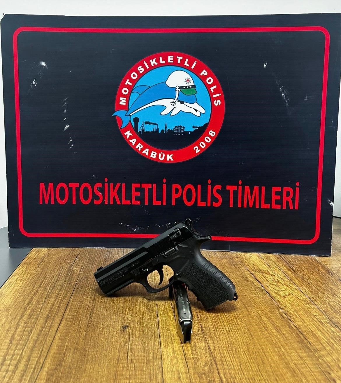 karabukte asayis uygulamalarinda aranan 100 kisi yakalandi 9