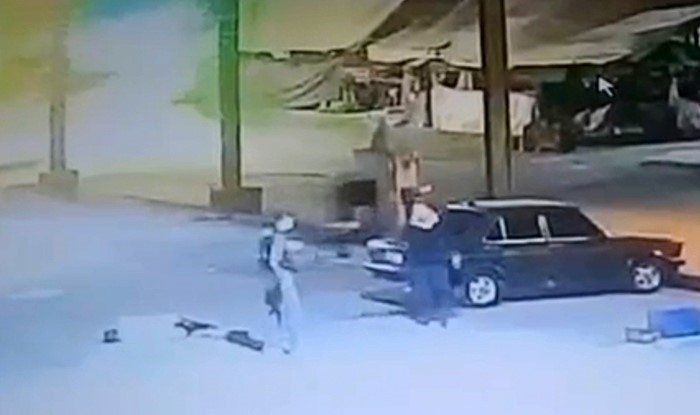 karabukte bir kisinin oldugu bicakli kavganin goruntuleri ortaya cikti 1 McvOuC9I