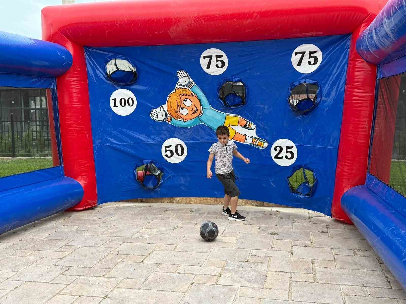 karabukte cocuklar karne festivalinde doyasiya eglendi 5 ZzpAOZGs