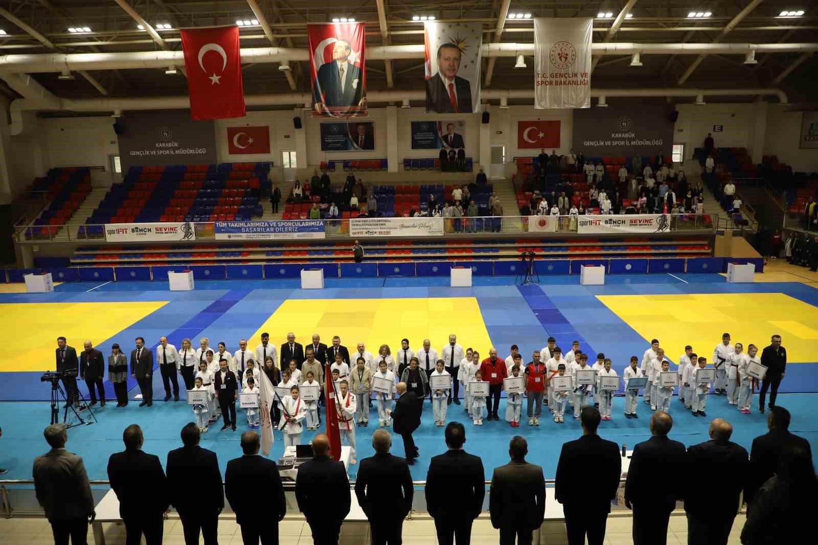 karabukte ju jitsu sampiyonasi basladi 0 ysgCkBze