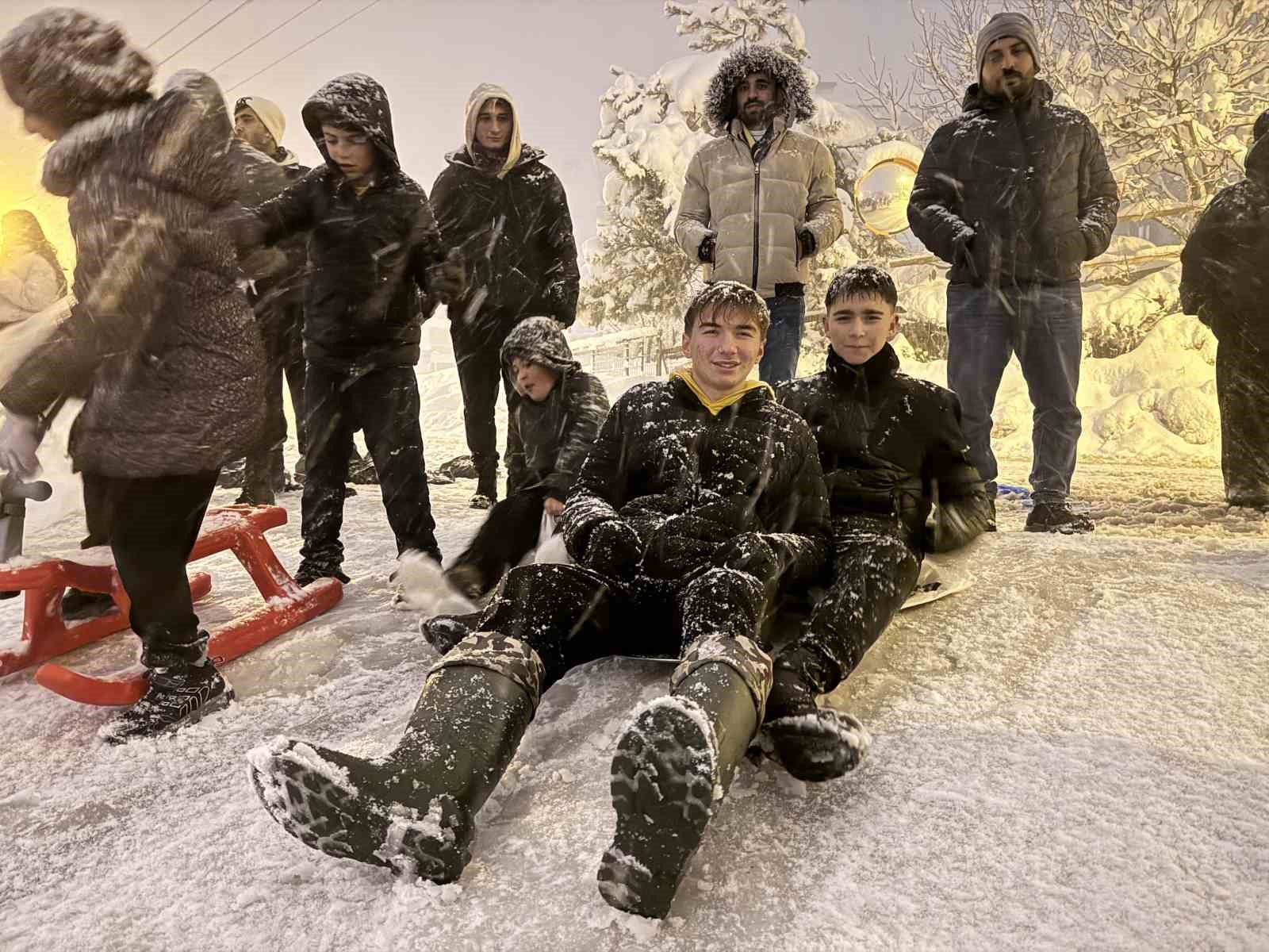 karabukte kar cilesi ve eglence bir arada 6 Dhn6CSUy