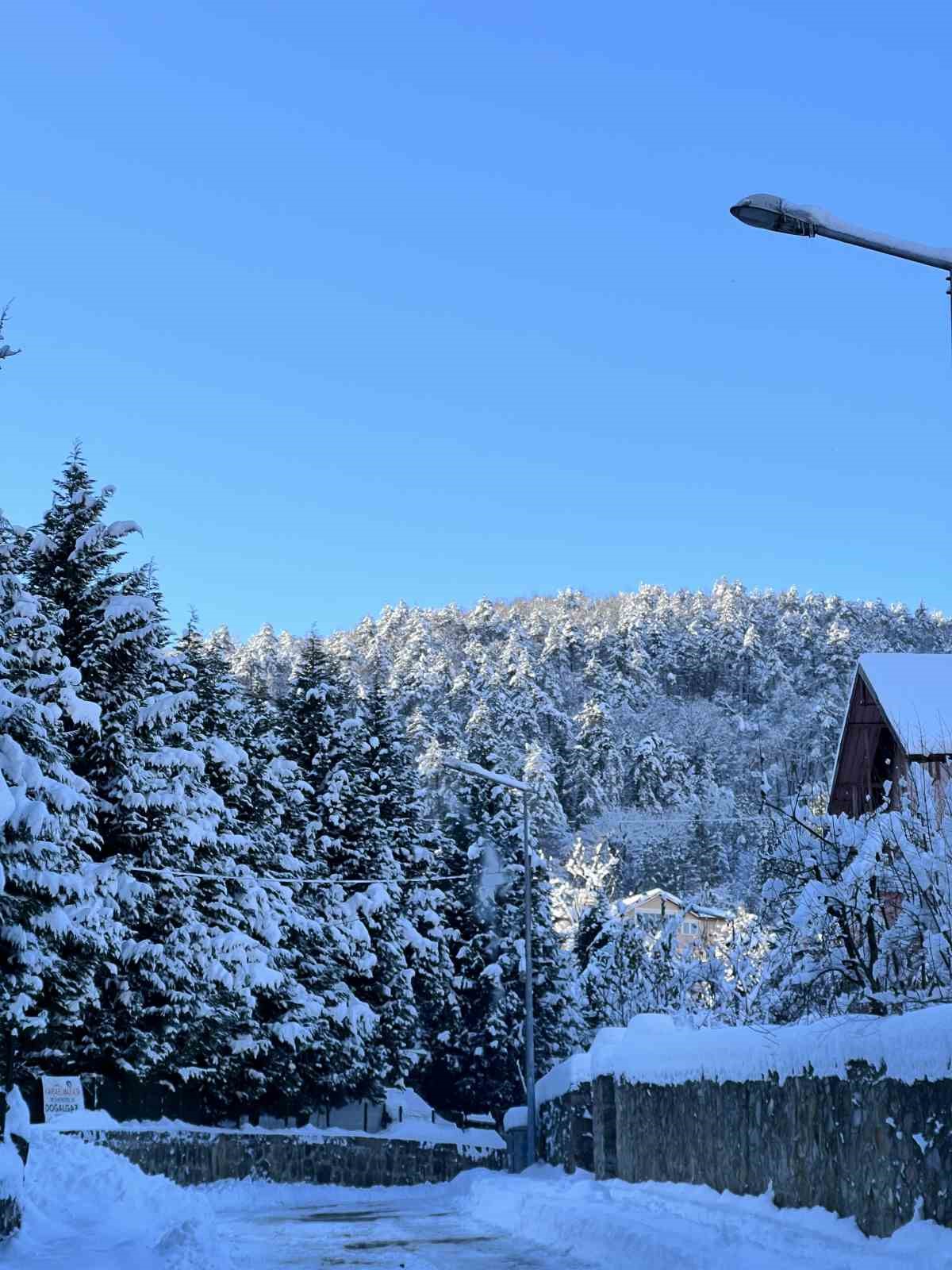 karabukte koylerde kar kalinligi 15 metreyi asti 6