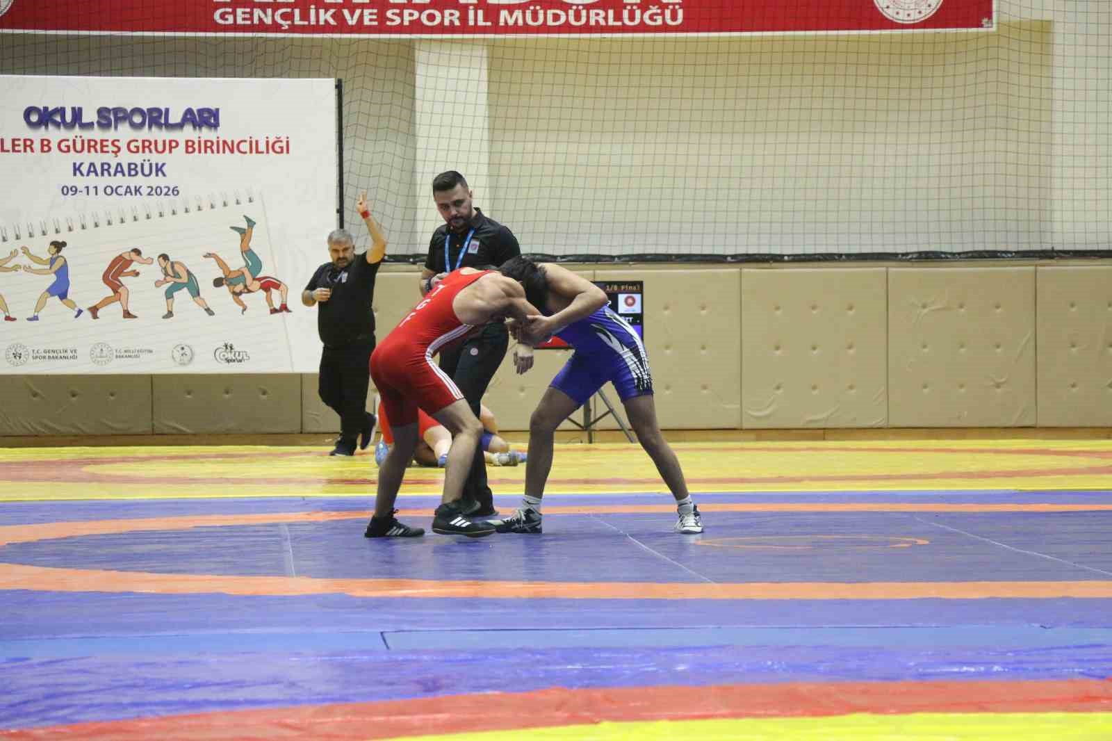 karabukte okul sporlari gures grup musabakalari basladi 8 fzVPUks1