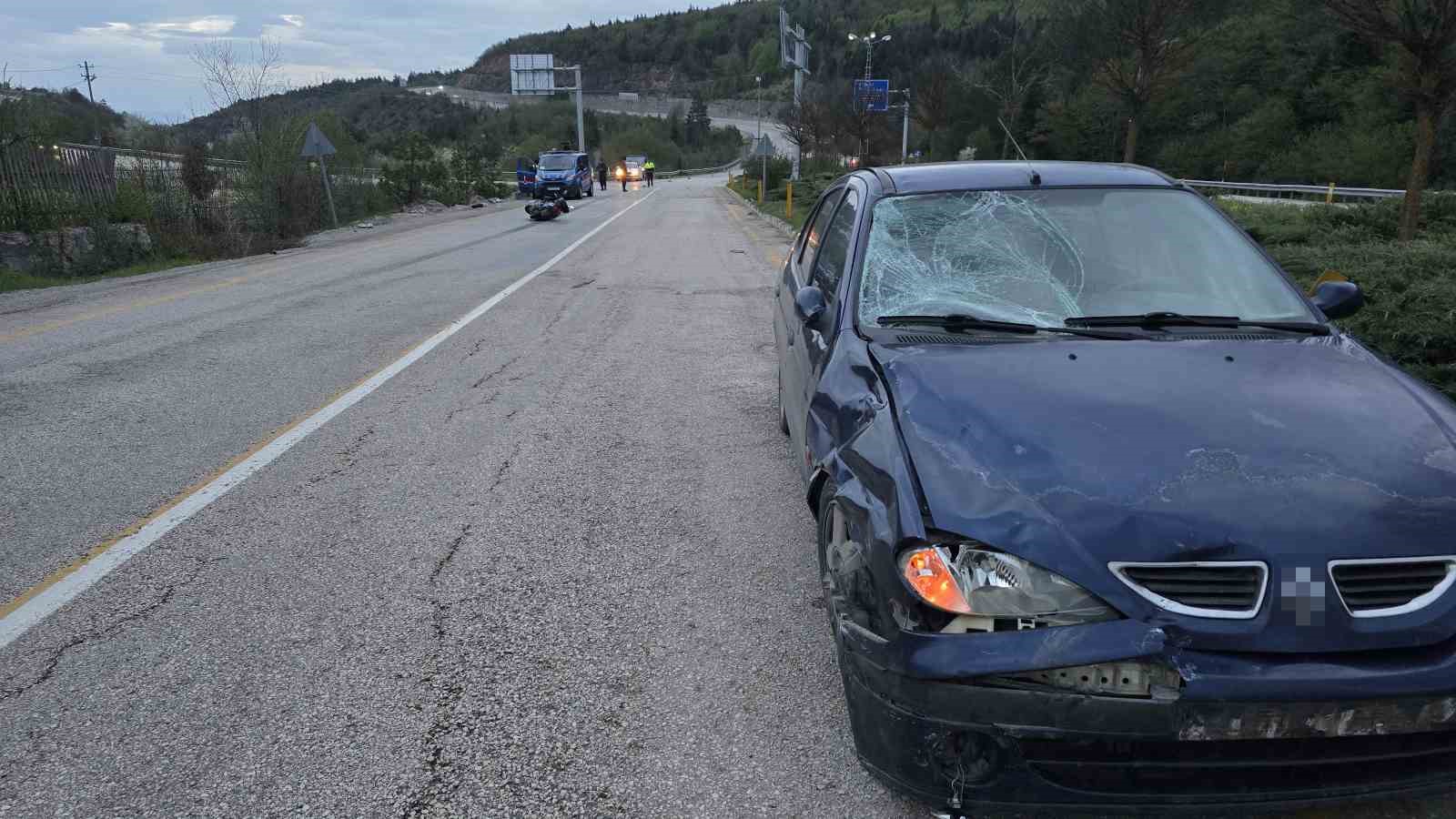 Karabük’te otomobil ile motosiklet çarpıştı: 1 ölü 6 karabukte otomobil ile motosiklet carpisti 1 olu 2 1LzjdhLK