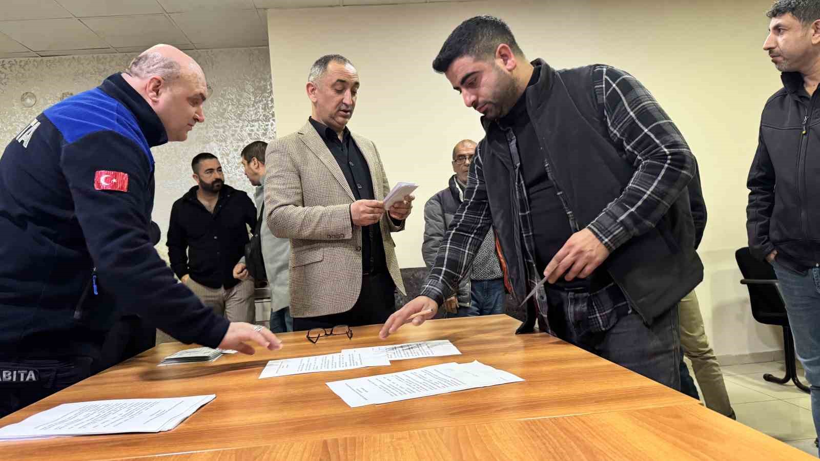 karabukte ramazan gelenegi suruyor 55 davulcu vatandaslari sahura kaldiracak 4 MMH7OjLG